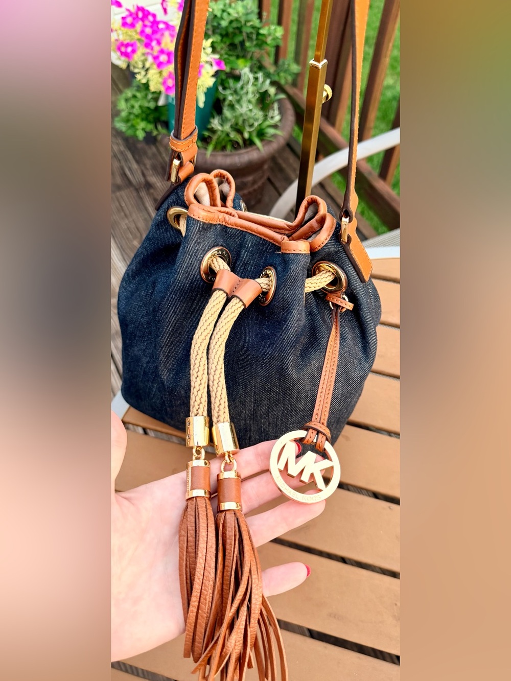 Michael Kors Marina Large Denim Drawstring Bucket Crossbody Bag w/ Branded Dusty - Picture 9 of 16